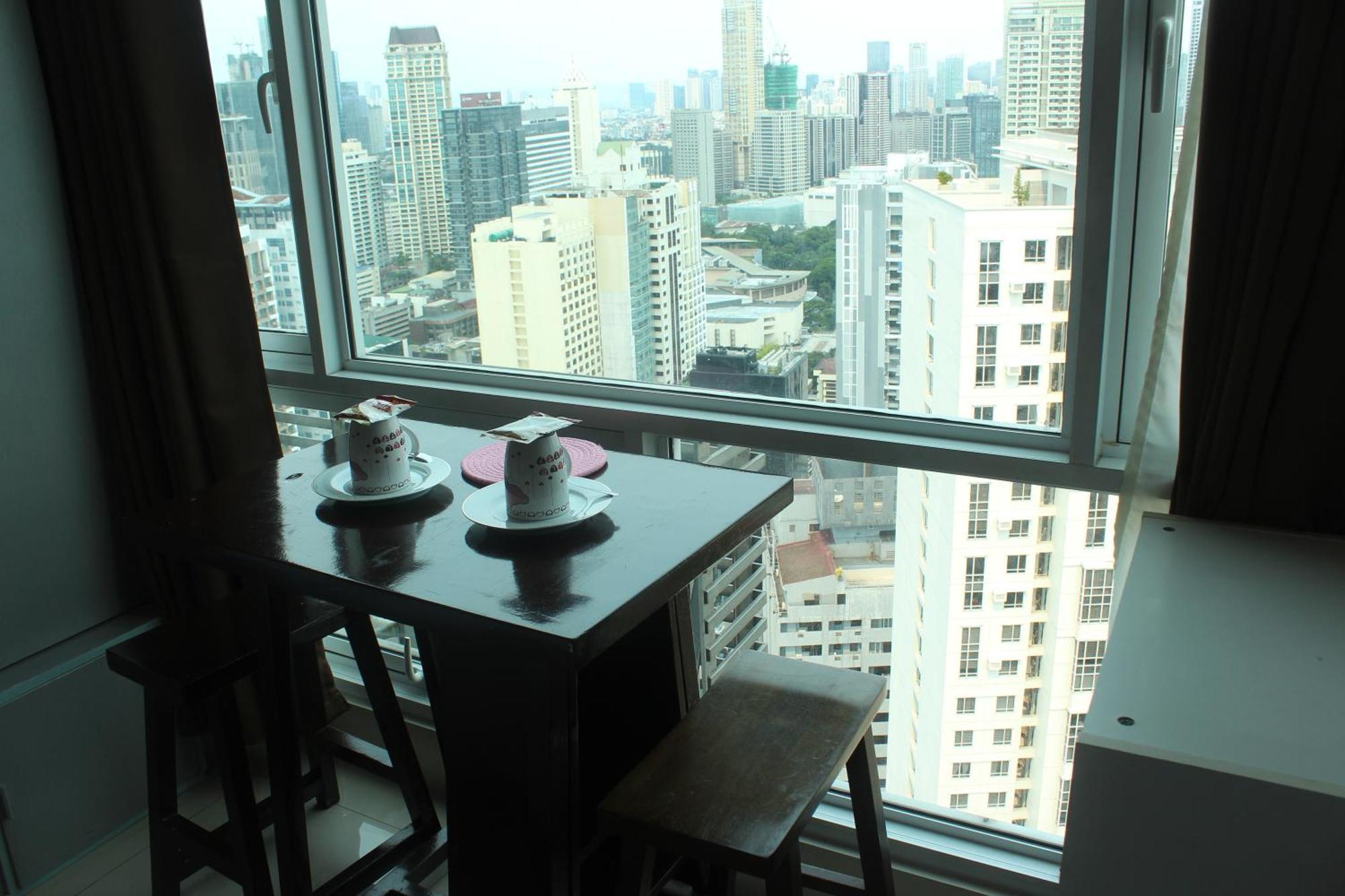 Affordable Makati Serviced Apartment