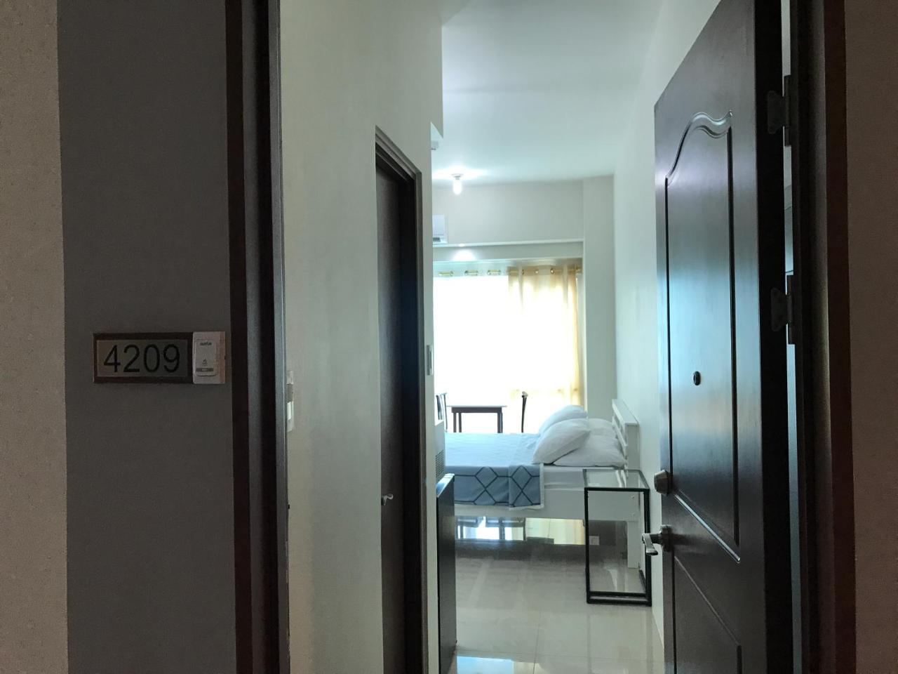 Apartment Affordable Makati Serviced Manila