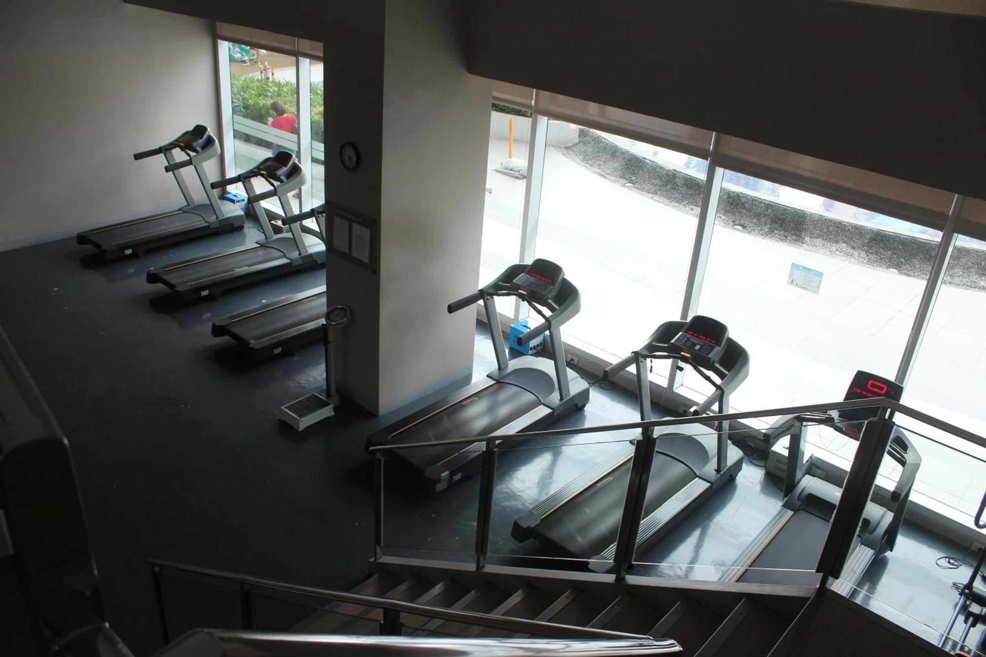 Affordable Makati Serviced Apartment